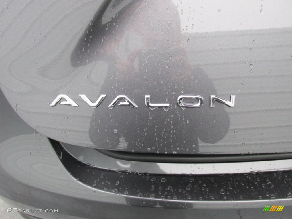 2015 Avalon Limited - Magnetic Gray Metallic / Light Gray photo #14