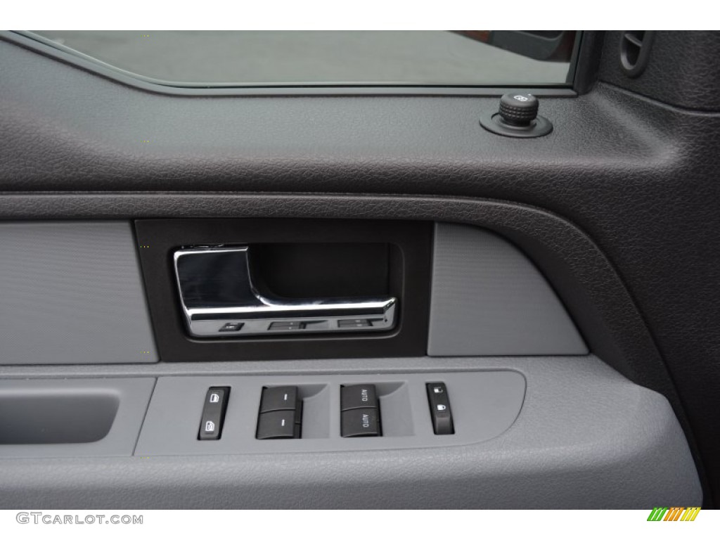2014 Ford F150 XLT SuperCrew 4x4 Controls Photo #100410530