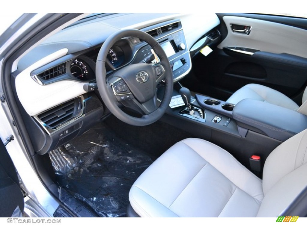 Light Gray Interior 2015 Toyota Avalon XLE Photo #100413335