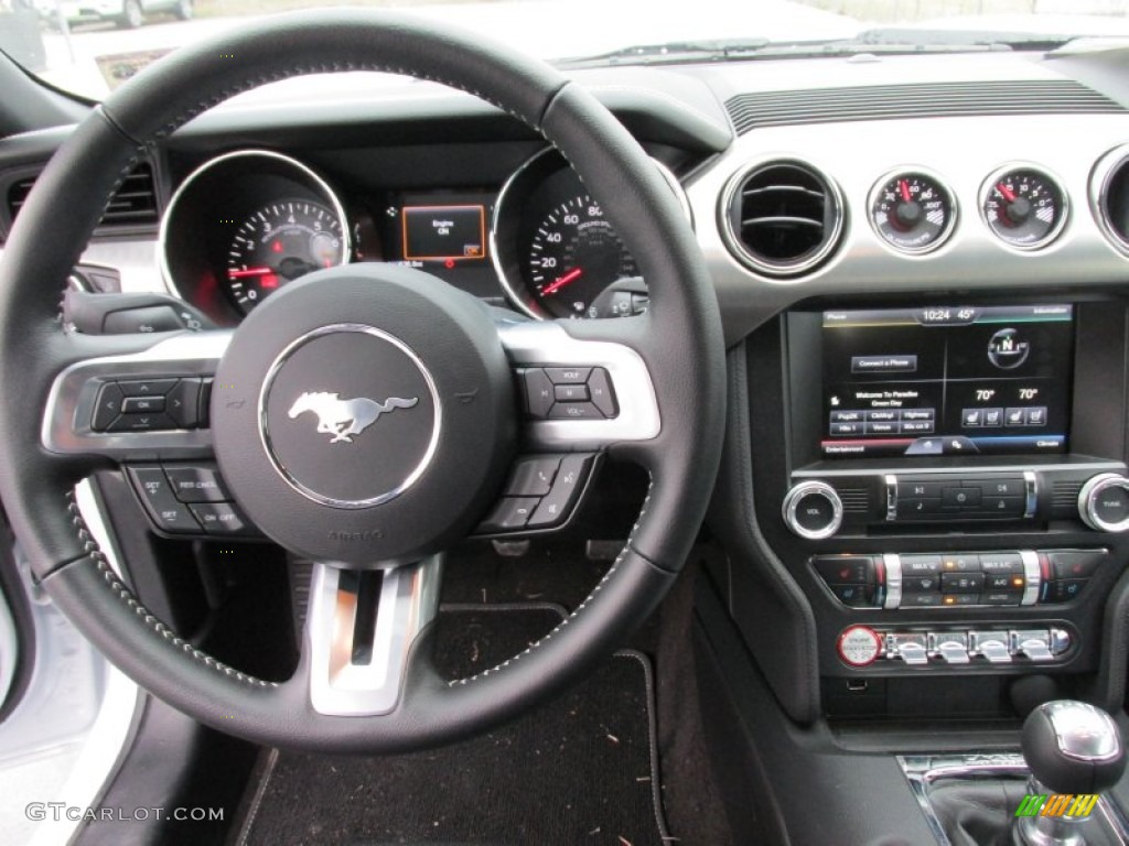 2015 Mustang GT Premium Coupe - Oxford White / 50 Years Raven Black photo #24