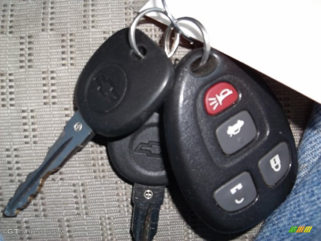 2006 Cobalt LT Sedan - Sandstone Metallic / Neutral photo #18