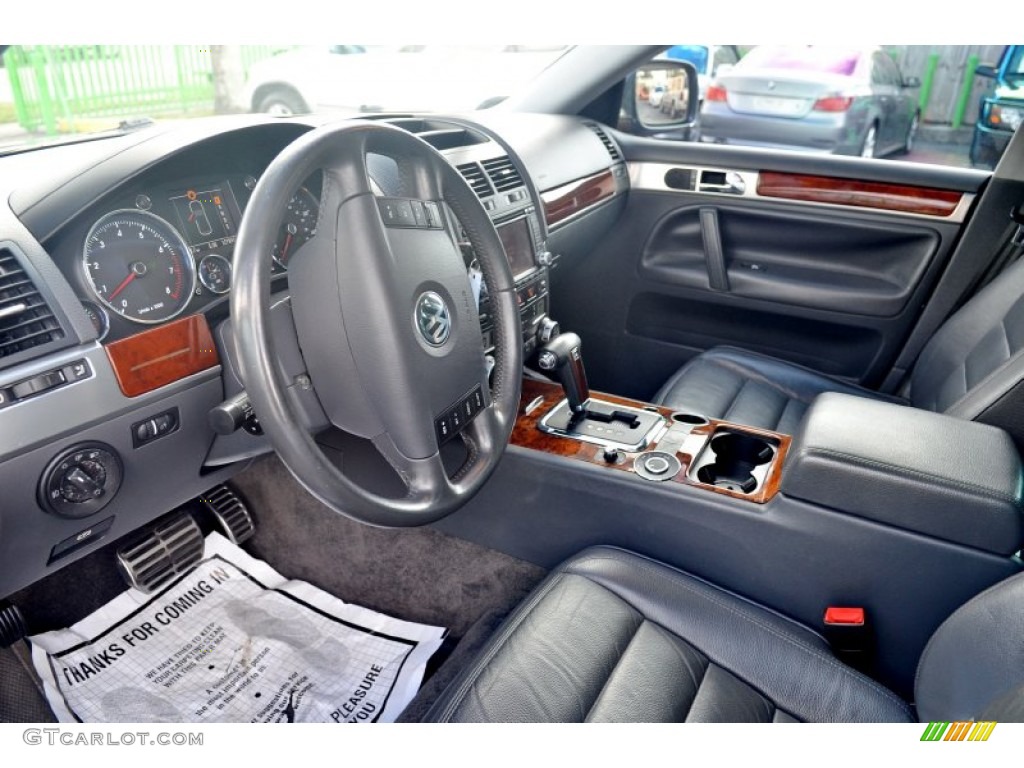 2005 Touareg V8 - Offroad Grey Metallic / Anthracite photo #2