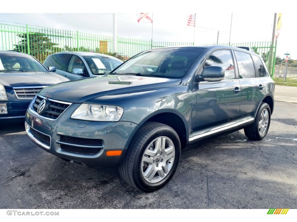 Offroad Grey Metallic 2005 Volkswagen Touareg V8 Exterior Photo #100432517