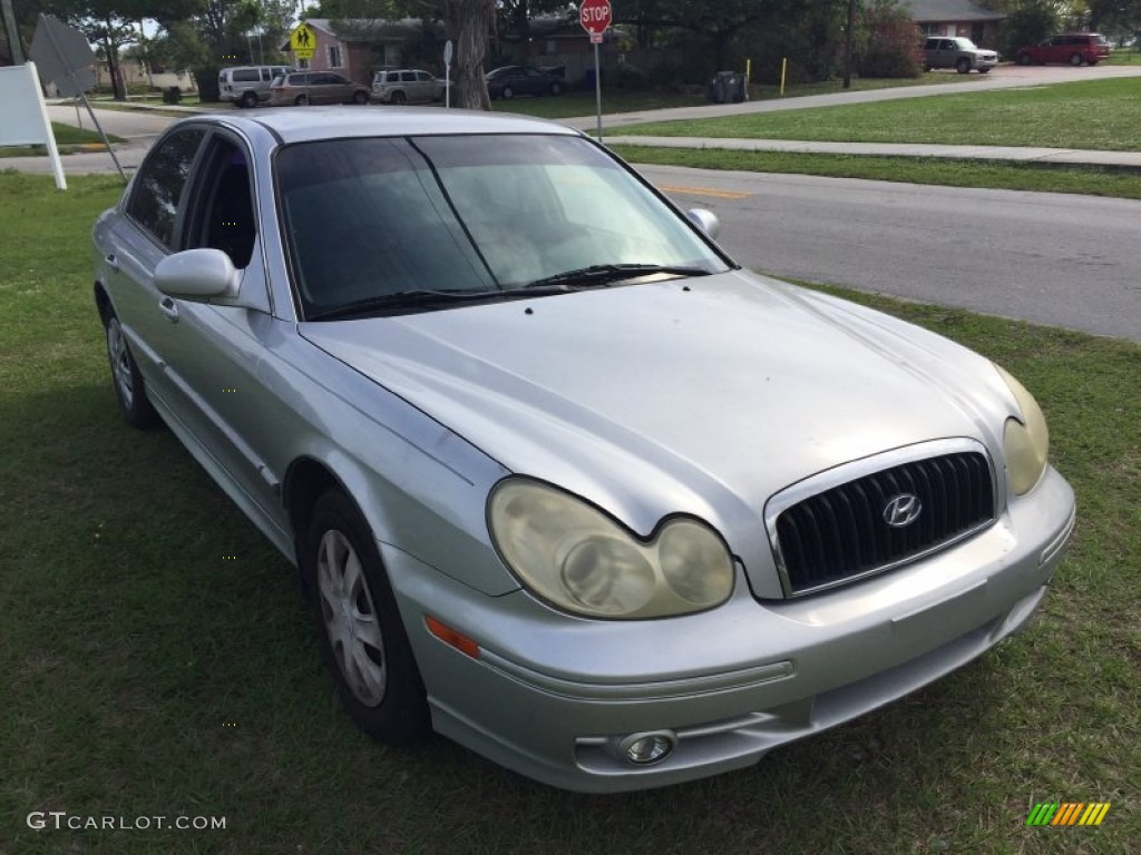 2003 Sonata  - Brilliant Silver Metallic / Black photo #2