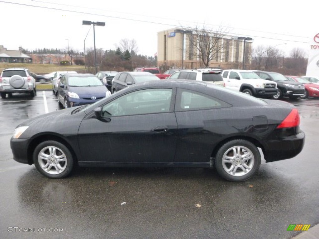 2006 Accord LX Coupe - Nighthawk Black Pearl / Black photo #6