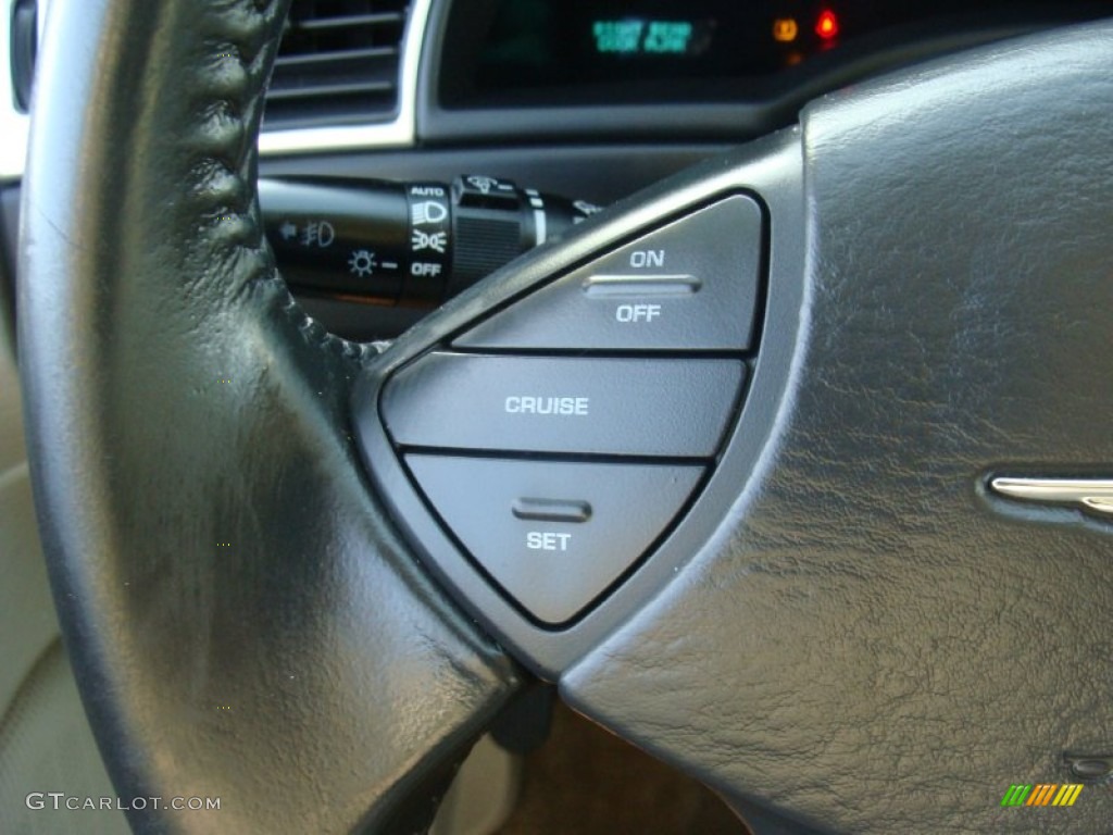 2007 Pacifica Touring AWD - Stone White / Dark Khaki/Light Graystone photo #19
