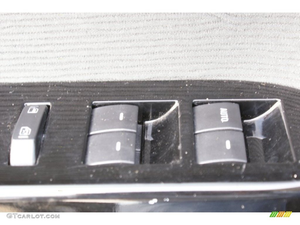 2010 Tribute i Sport - Mystic Black / Charcoal photo #37