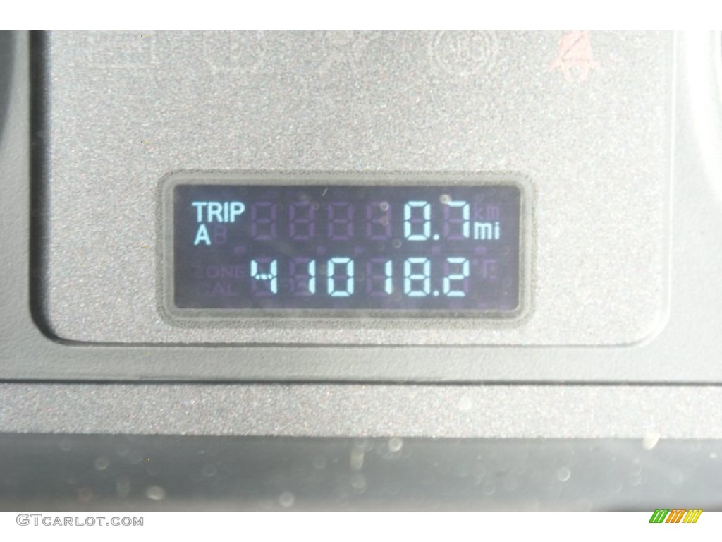 2010 Tribute i Sport - Mystic Black / Charcoal photo #39