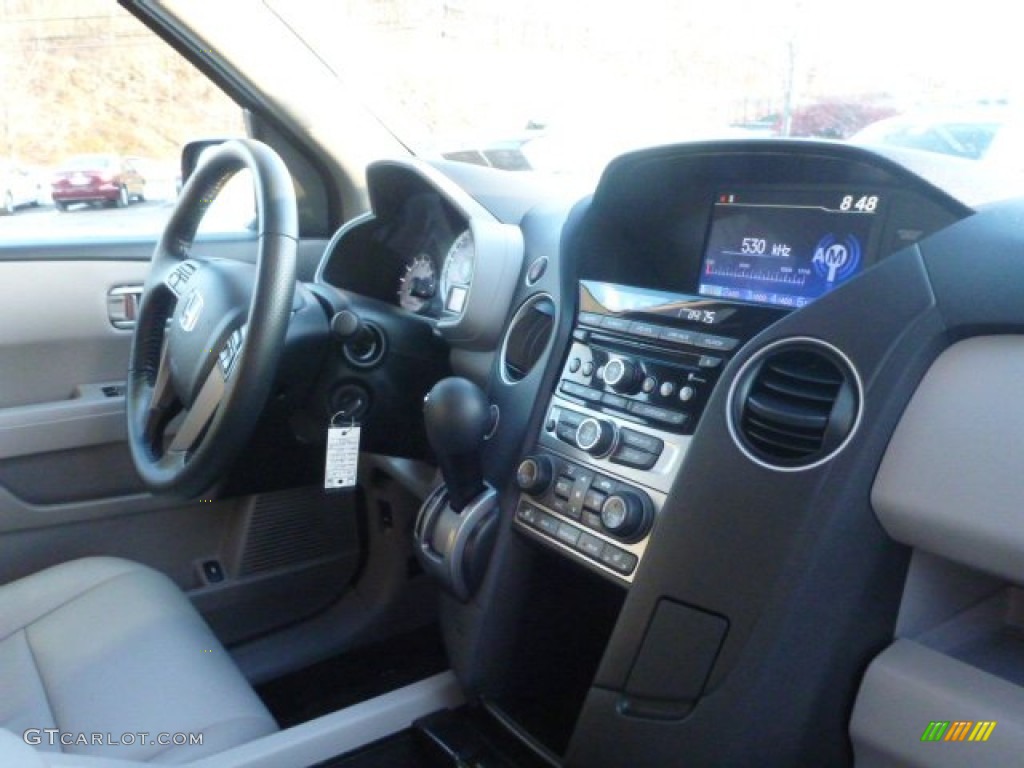 2015 Pilot EX-L 4WD - Crystal Black Pearl / Gray photo #9