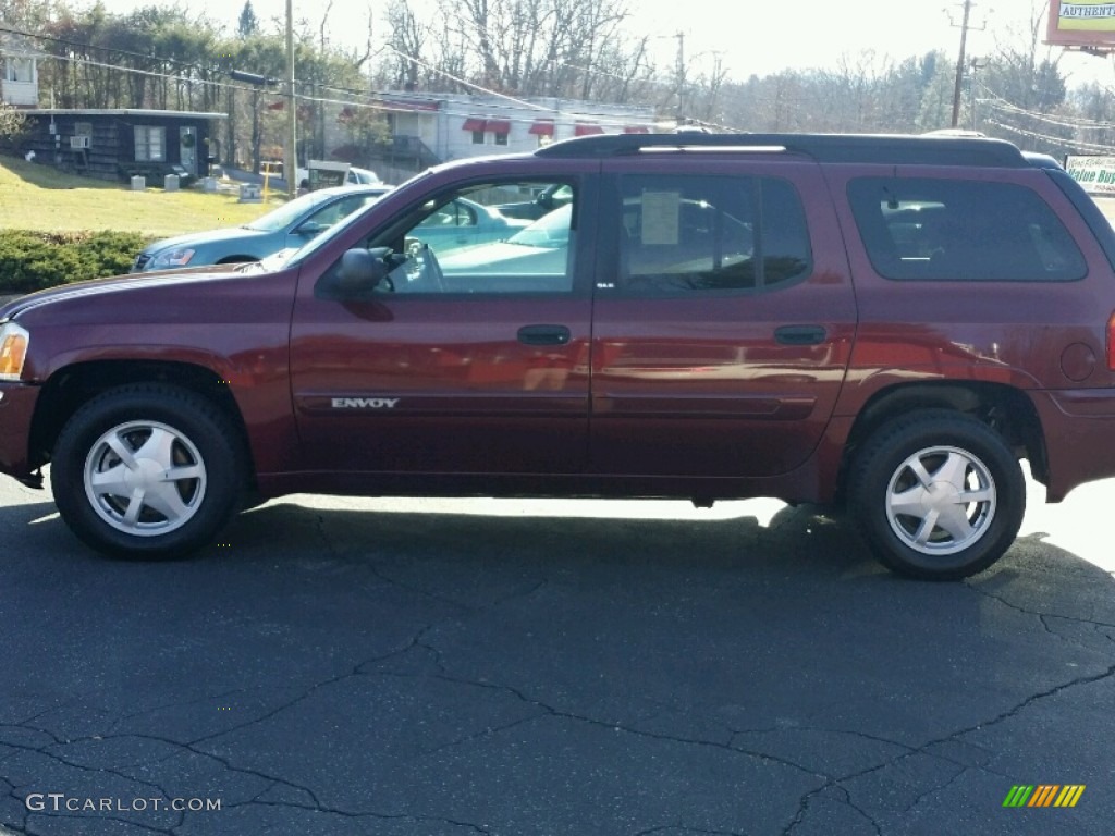 2003 Envoy XL SLE 4x4 - Magnetic Red Metallic / Light Oak photo #4