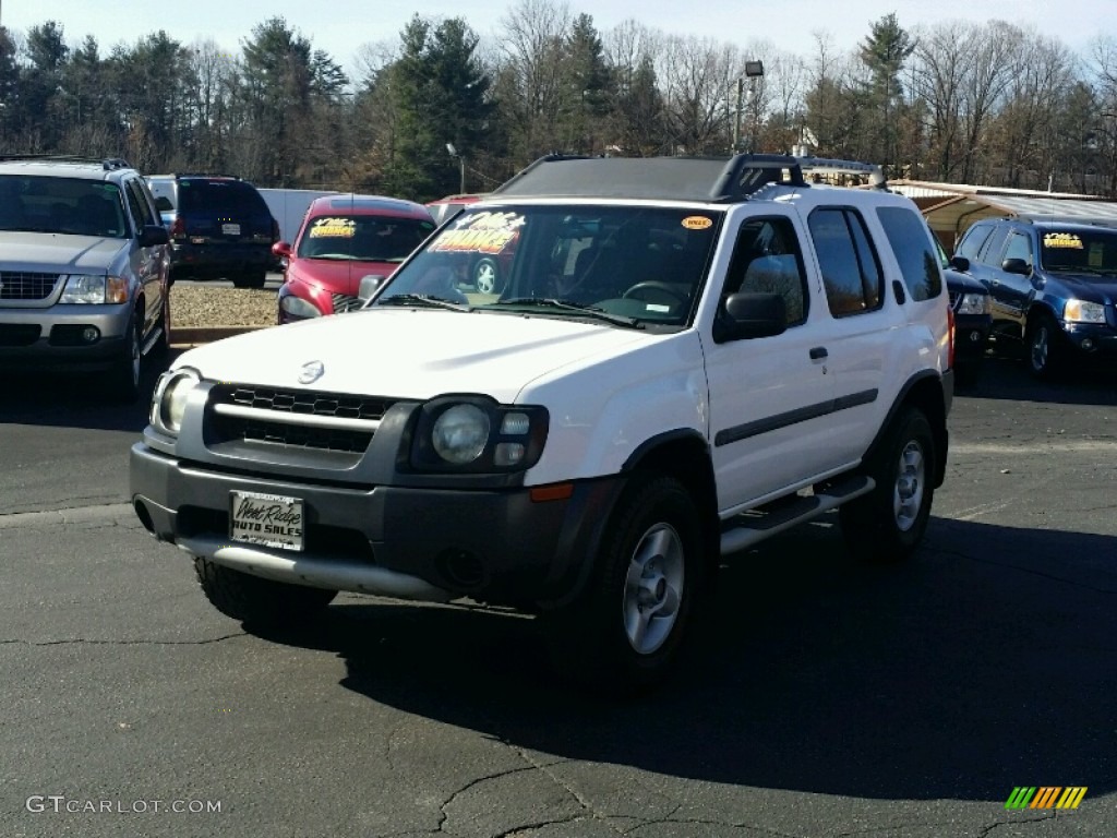 2002 Xterra SE V6 4x4 - Cloud White / Gray Celadon photo #1