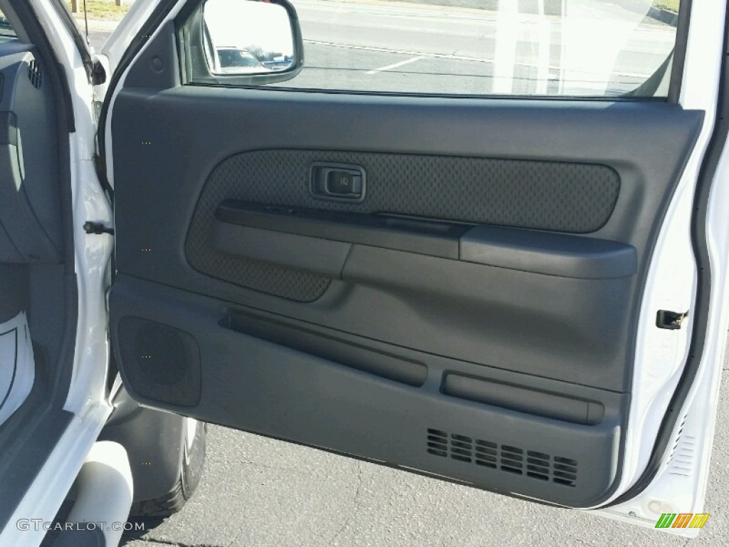 2002 Xterra SE V6 4x4 - Cloud White / Gray Celadon photo #8