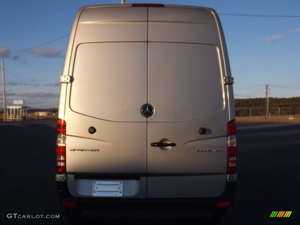 2015 Sprinter 2500 Cargo Van - Pearl Silver Metallic / Black photo #3