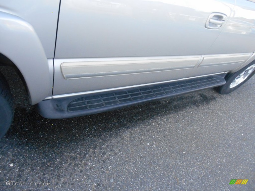 2004 Avalanche 1500 4x4 - Silver Birch Metallic / Dark Charcoal photo #6