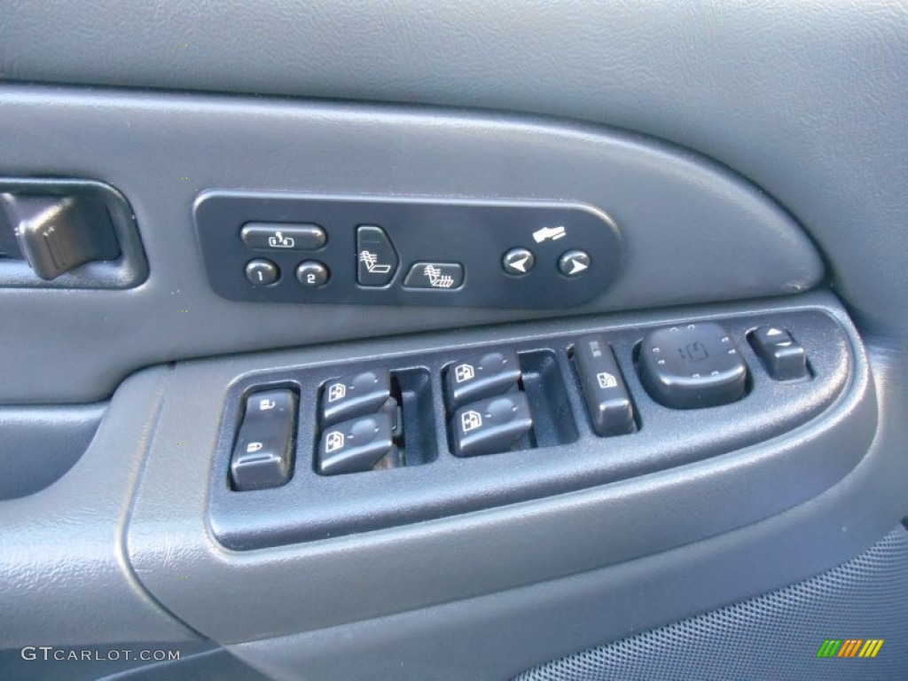 2004 Avalanche 1500 4x4 - Silver Birch Metallic / Dark Charcoal photo #10