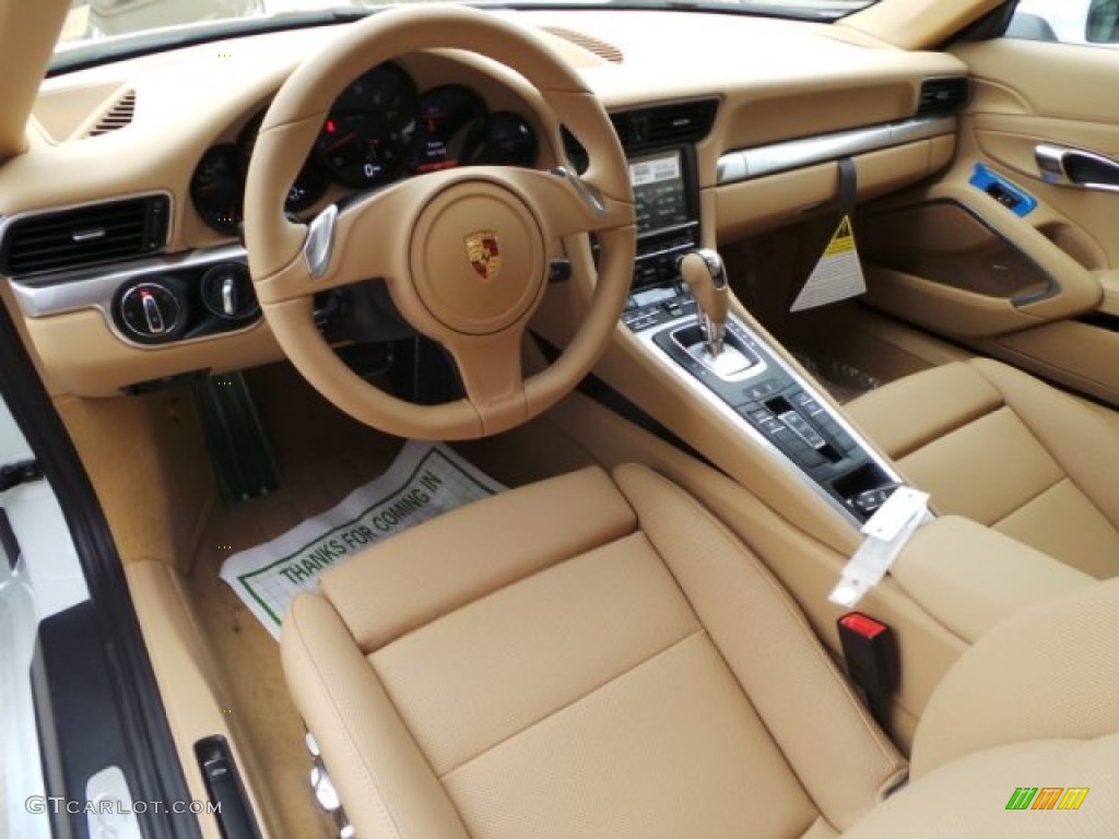 Luxor Beige Interior 2015 Porsche 911 Carrera 4 Coupe Photo #100457111