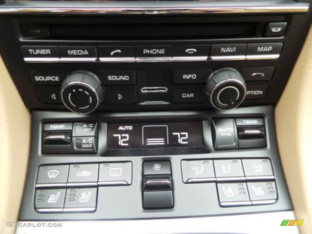 2015 Porsche 911 Carrera 4 Coupe Controls Photo #100457174