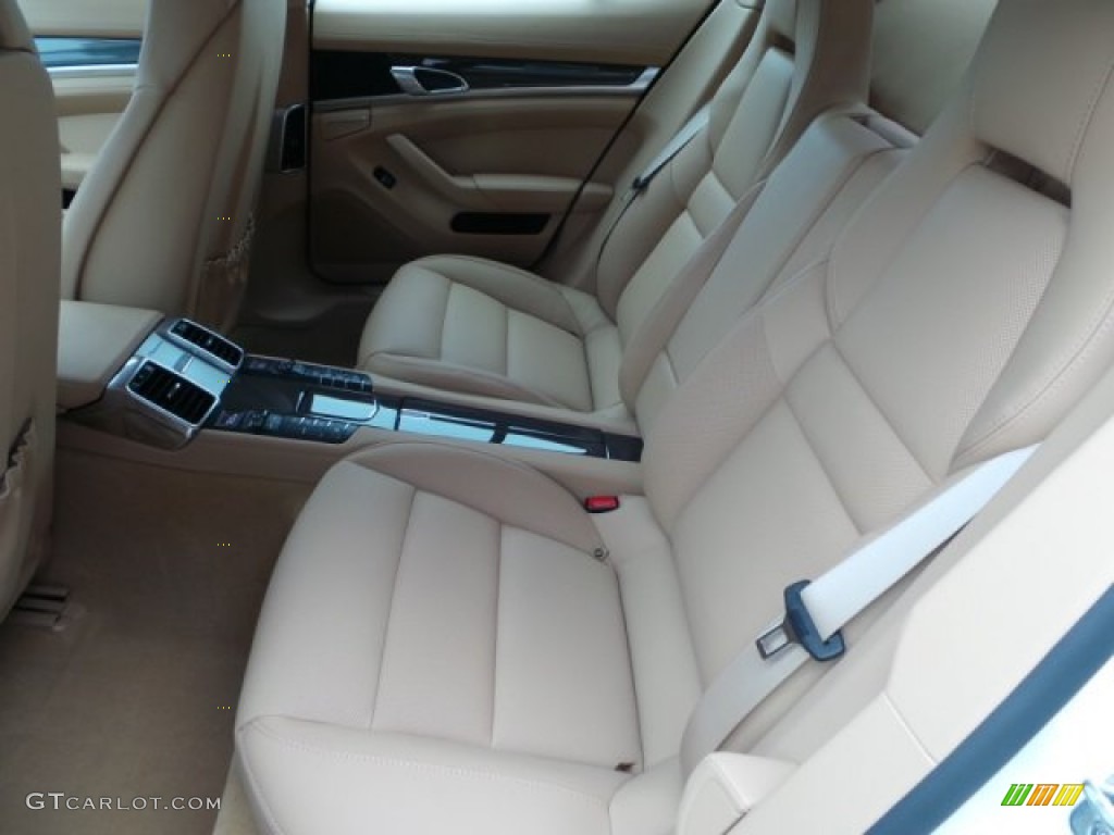 Luxor Beige Interior 2015 Porsche Panamera GTS Photo #100457675