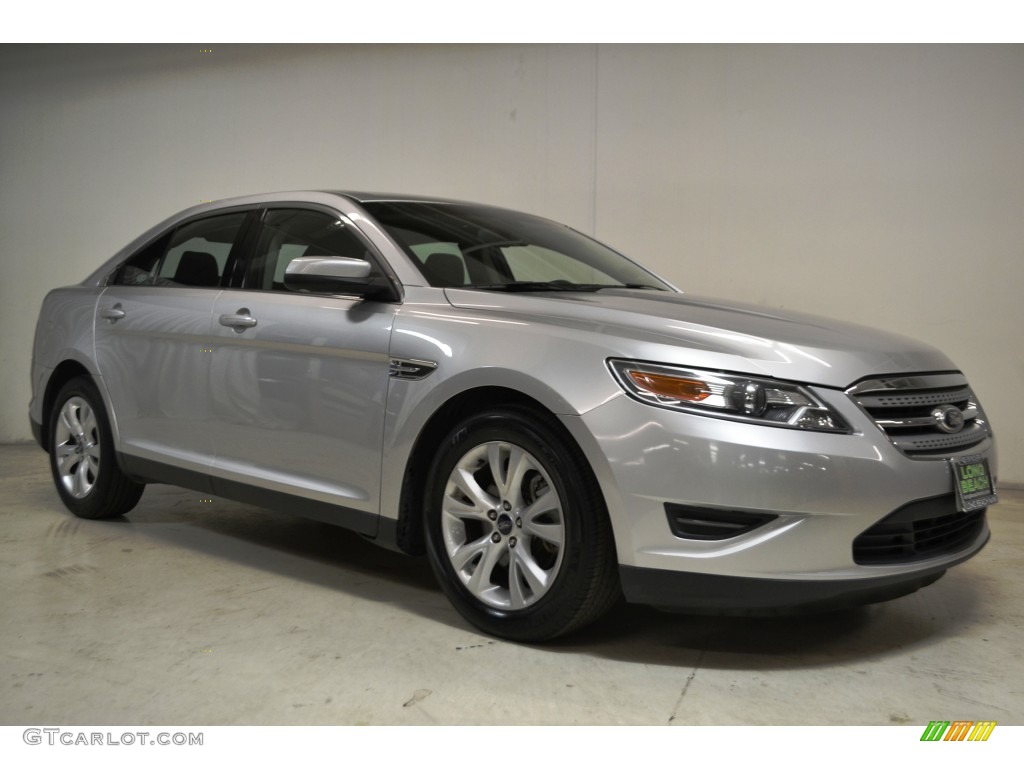2012 Taurus SEL - Ingot Silver / Charcoal Black photo #2
