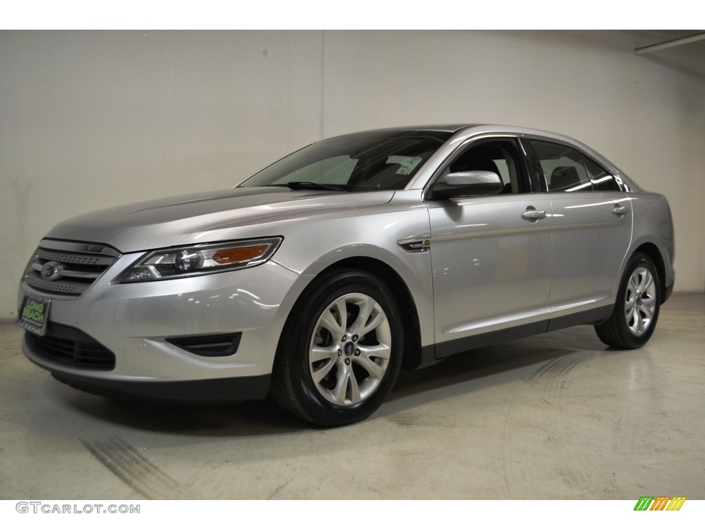 2012 Taurus SEL - Ingot Silver / Charcoal Black photo #10