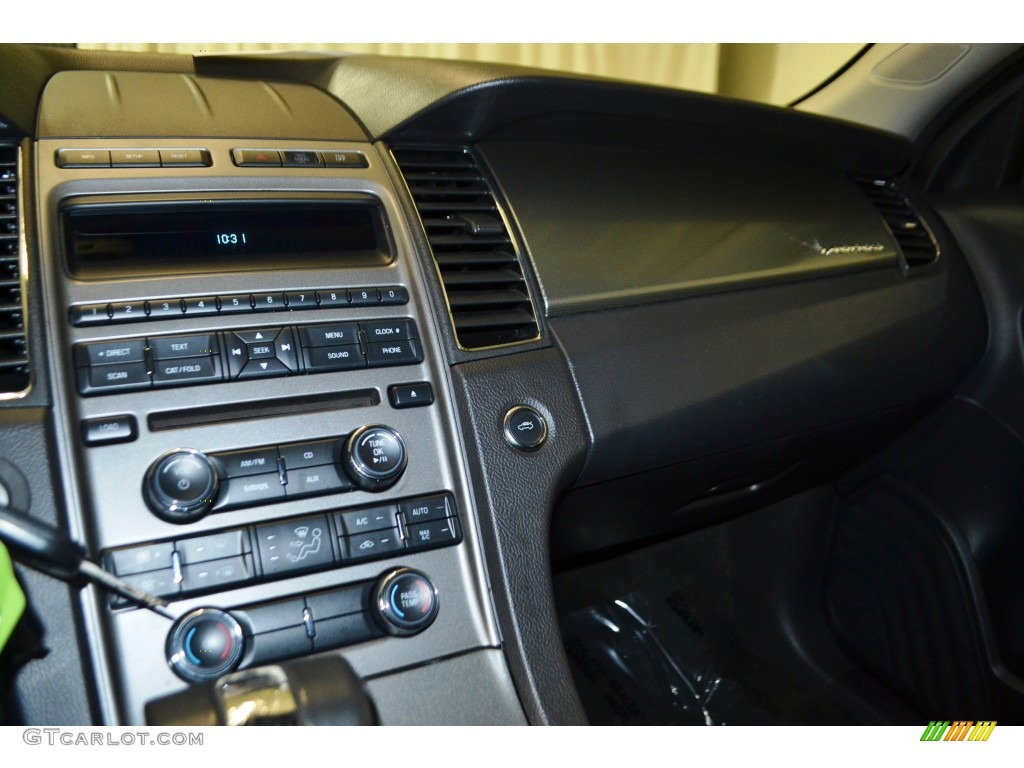 2012 Taurus SEL - Ingot Silver / Charcoal Black photo #21