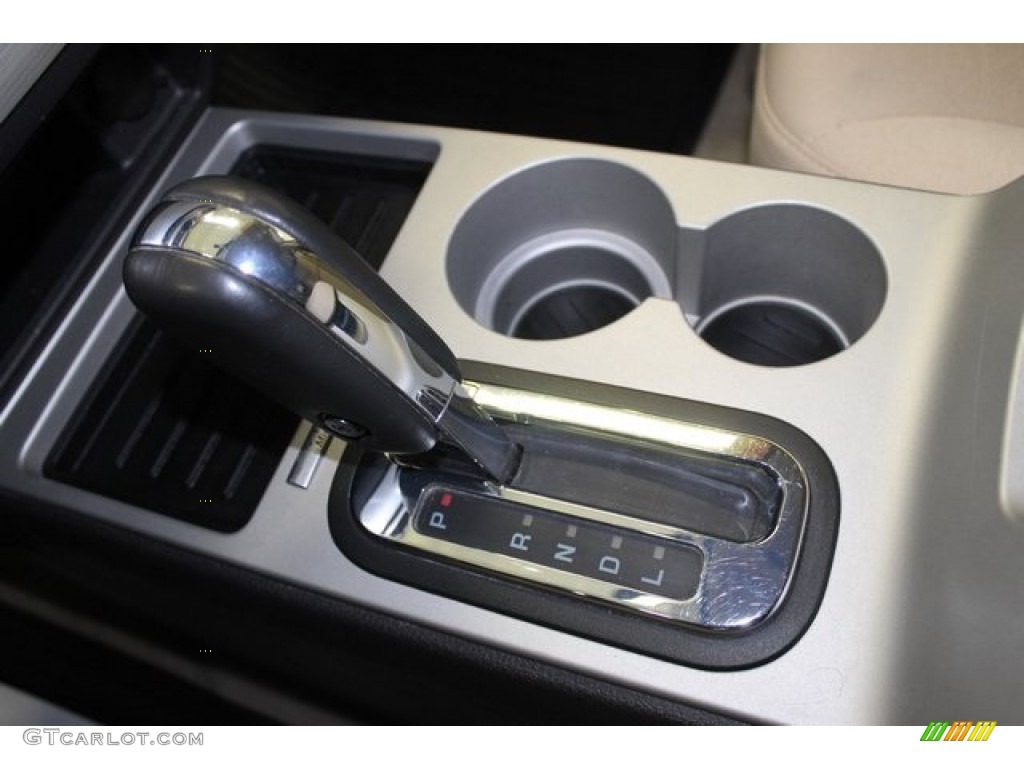 2008 Edge SEL AWD - Light Ice Blue Metallic / Camel photo #28