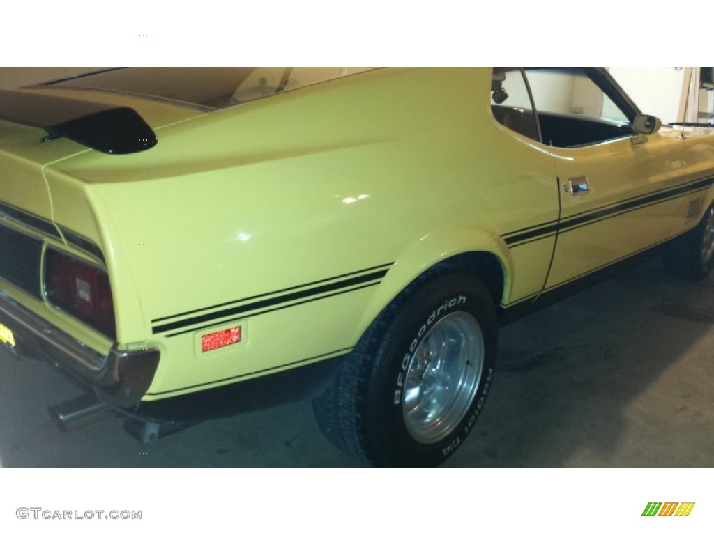 1971 Mustang Mach 1 - Grabber Yellow / Black photo #12