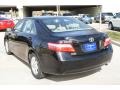 Black - Camry LE Photo No. 6