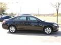 Black - Camry LE Photo No. 9