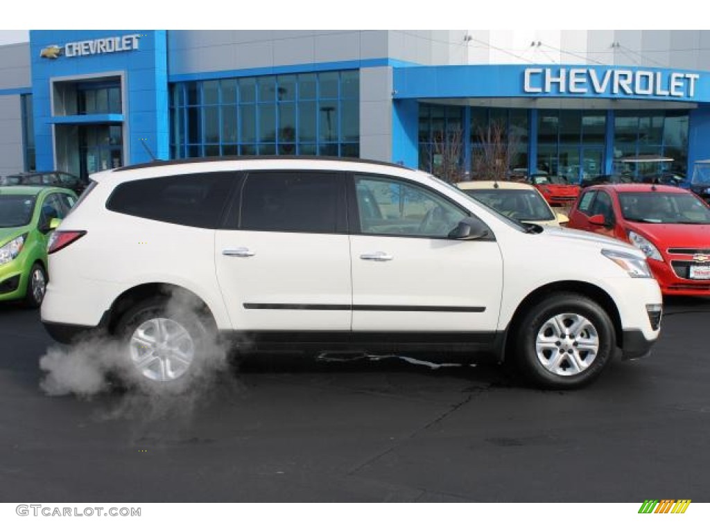 White Chevrolet Traverse
