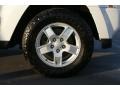 Stone White - Grand Cherokee Laredo Photo No. 40