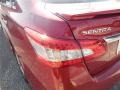 Red Brick - Sentra SR Photo No. 10