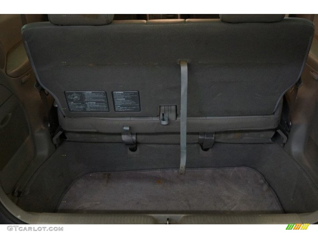 2003 MPV ES - Black Mica / Gray photo #18