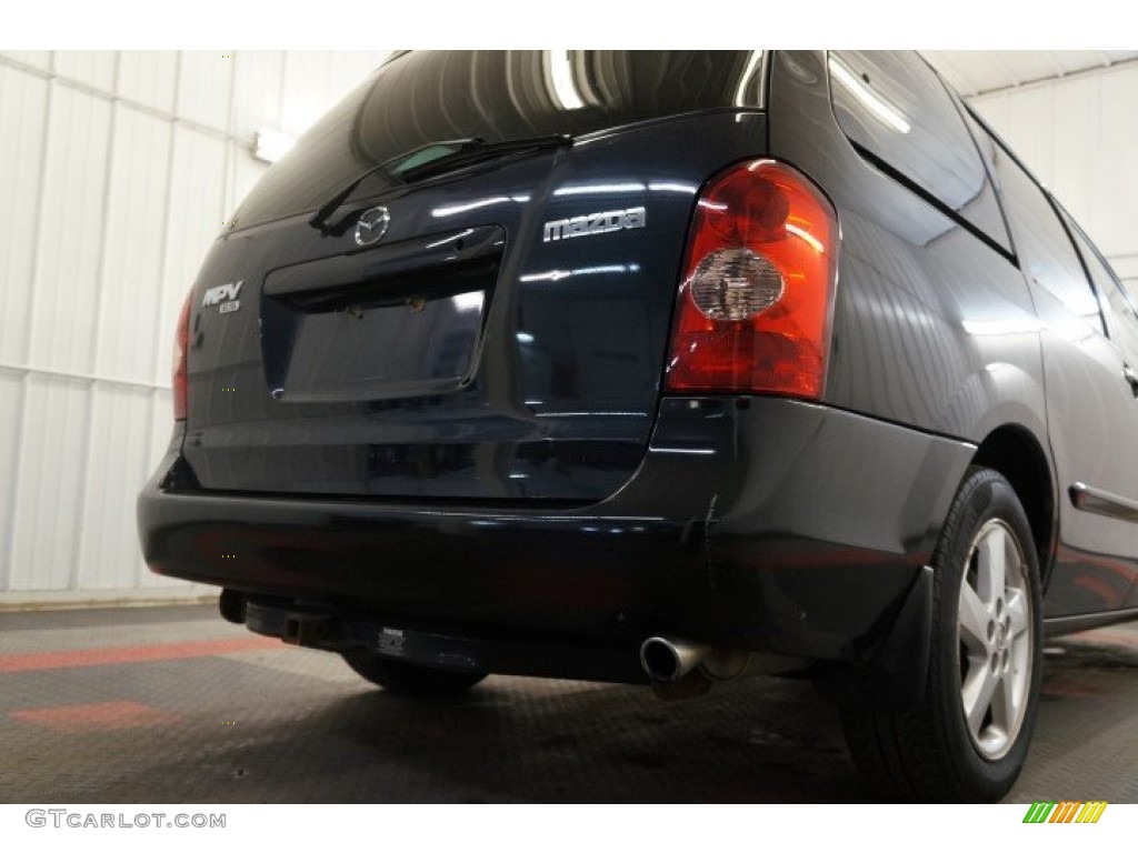 2003 MPV ES - Black Mica / Gray photo #57