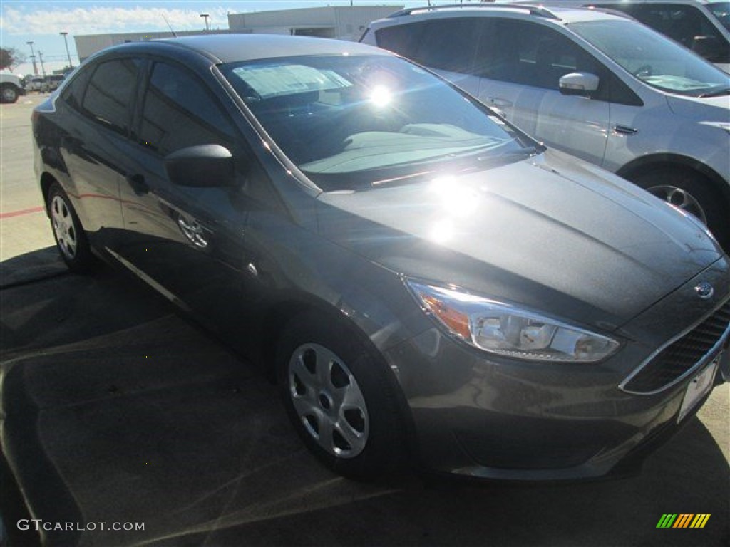 2015 Focus S Sedan - Magnetic Metallic / Charcoal Black photo #1