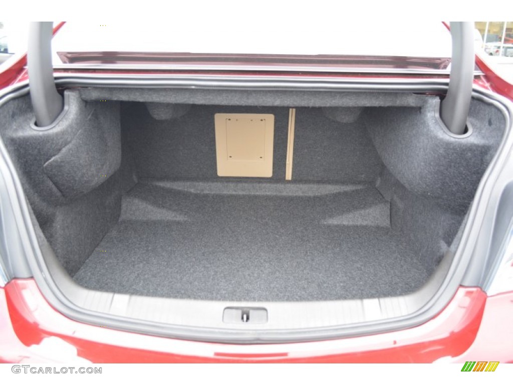 2010 Buick LaCrosse CXS Trunk Photos