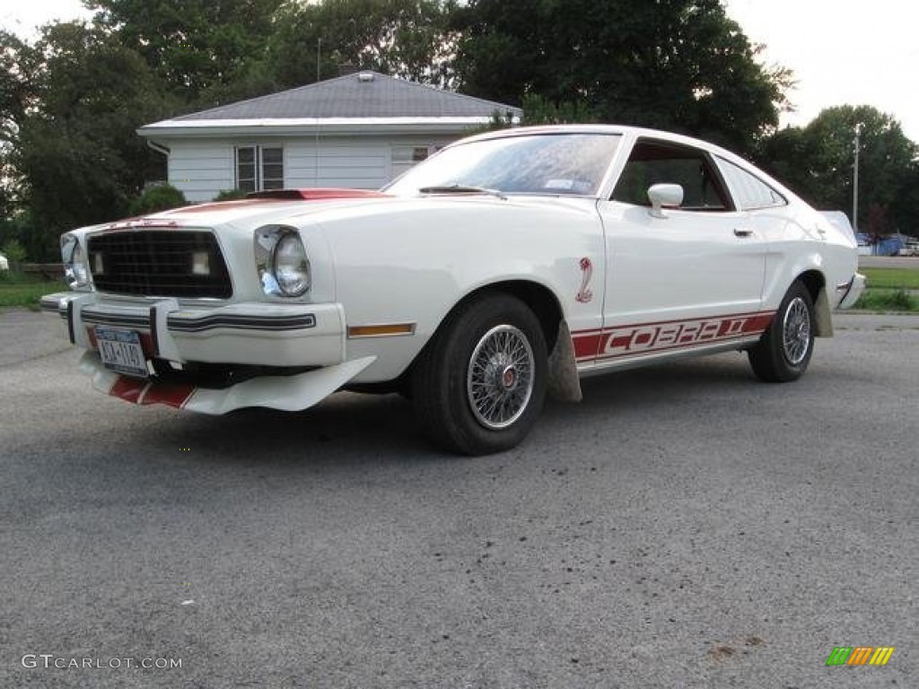 1977 Mustang II Cobra II - Polar White / Bright Red photo #1