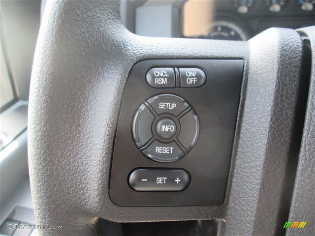 2015 Ford F450 Super Duty XLT Super Cab Chassis 4x4 Controls Photo #100492967