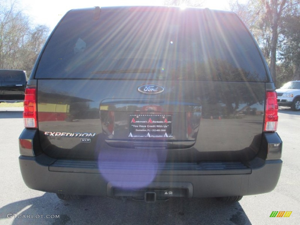 2005 Expedition XLT - Dark Shadow Grey Metallic / Medium Flint Grey photo #4