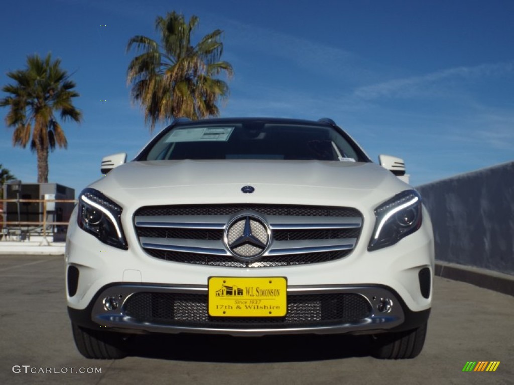 2015 GLA 250 4Matic - Cirrus White / Black photo #2