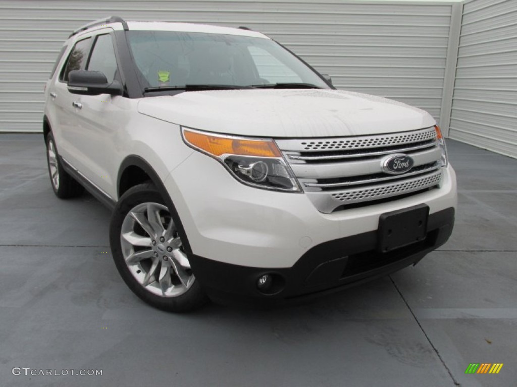 2015 Explorer XLT - White Platinum / Charcoal Black photo #1