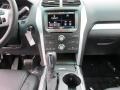 2015 White Platinum Ford Explorer XLT  photo #28