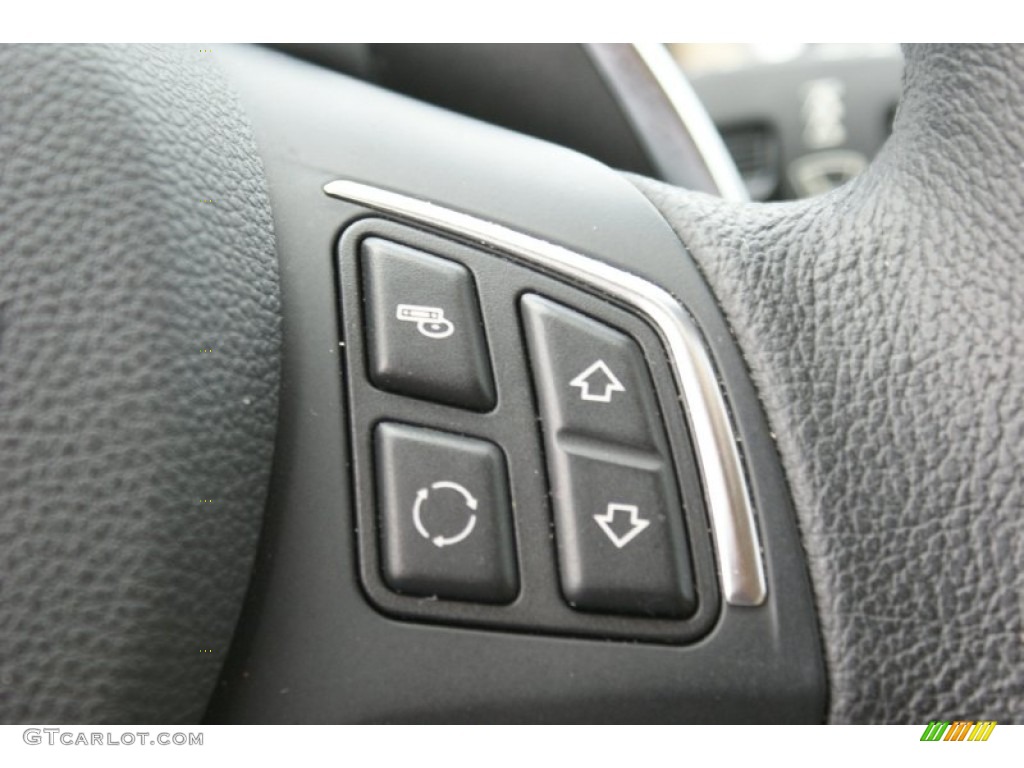 2013 BMW X1 sDrive 28i Controls Photo #100507896