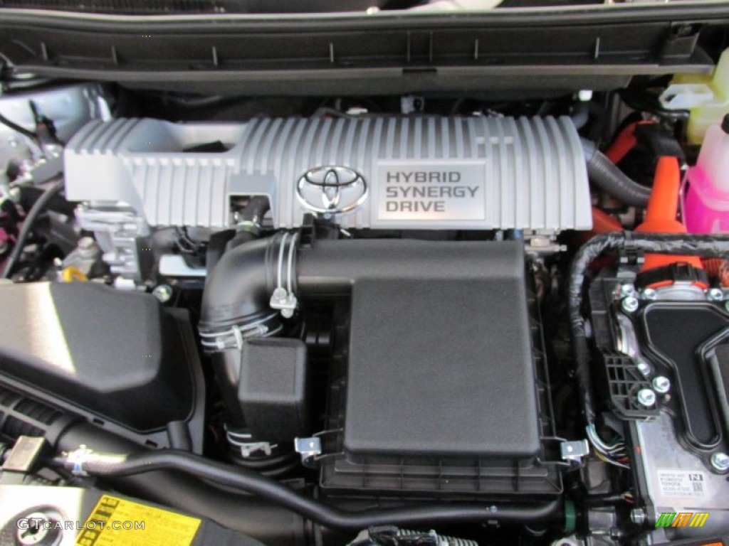 2015 Toyota Prius Three Hybrid 1.8 Liter DOHC 16-Valve VVT-i 4 Cylinder/Electric Hybrid Engine Photo #100509720
