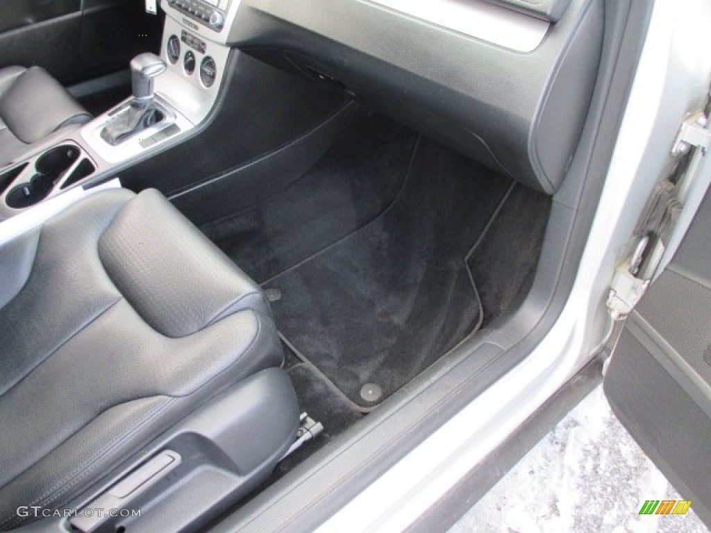 2009 Passat Komfort Sedan - Reflex Silver Metallic / Deep Black photo #18