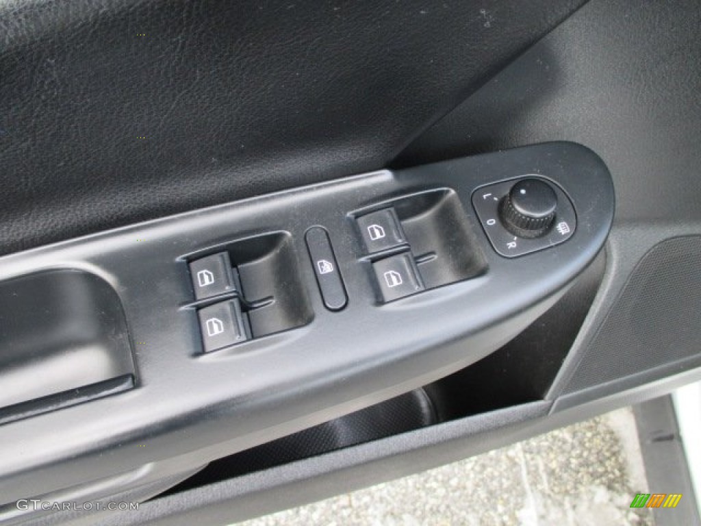 2009 Passat Komfort Sedan - Reflex Silver Metallic / Deep Black photo #35