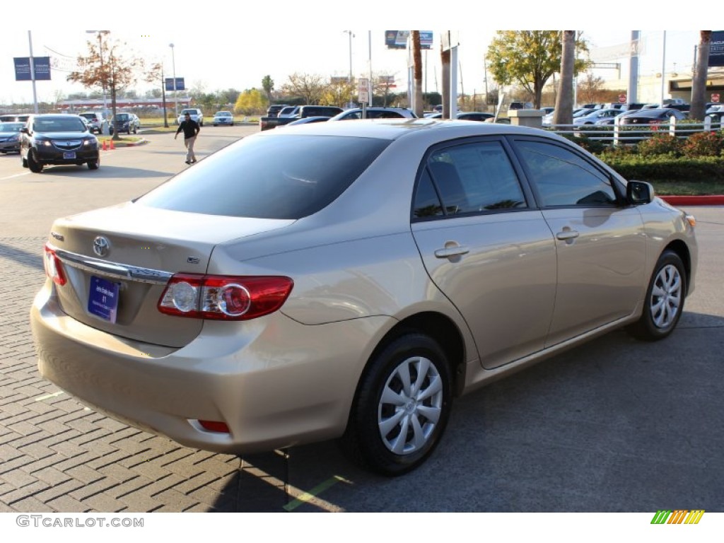 2011 Corolla LE - Sandy Beach Metallic / Ash photo #8