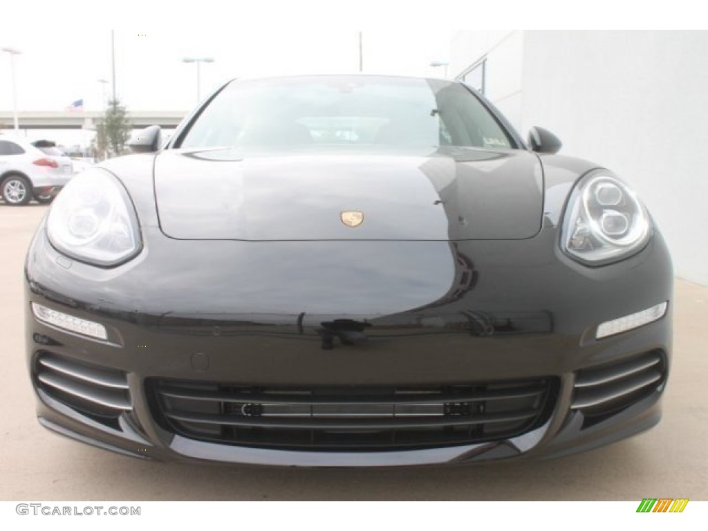 2014 Panamera 4 - Black / Black photo #4