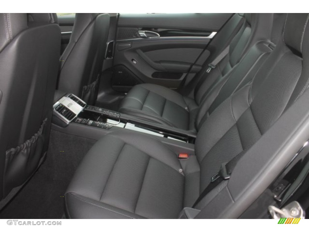 2014 Panamera 4 - Black / Black photo #32