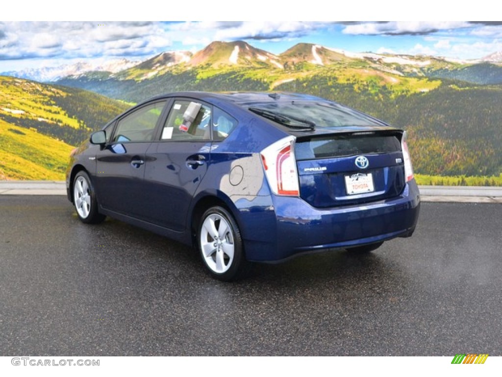 2015 Prius Five Hybrid - Nautical Blue Metallic / Bisque photo #3